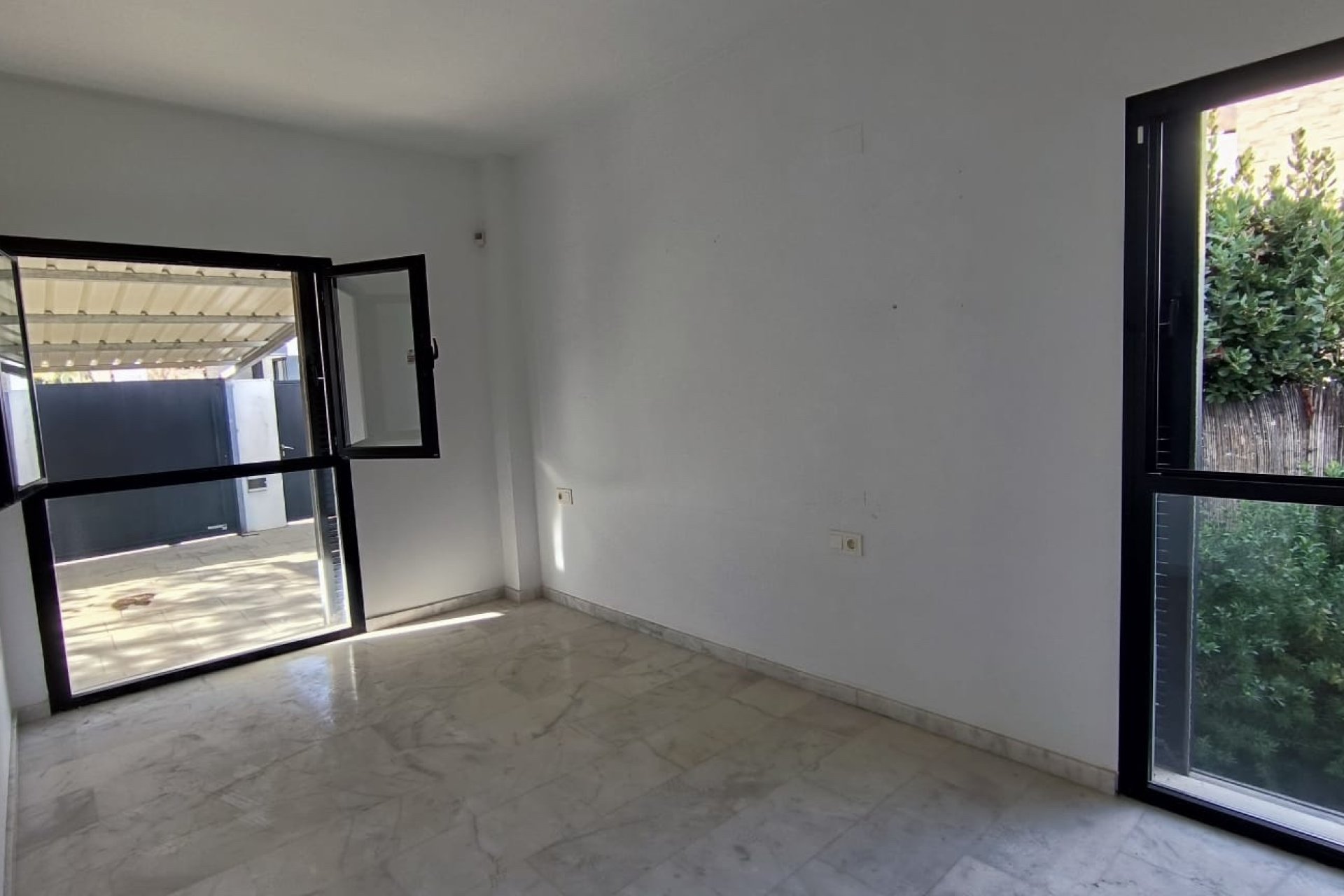 Reventa - Chalet / Villa  -
Polop