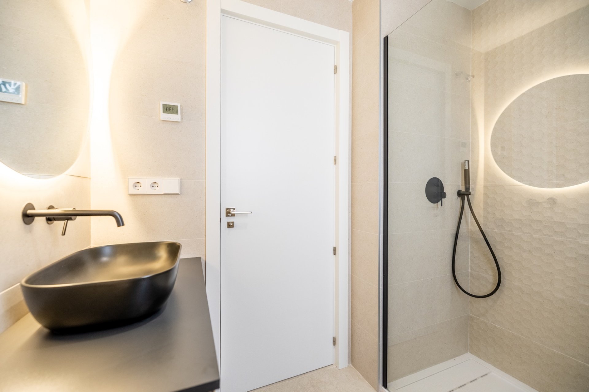 Reventa - Chalet / Villa  -
Polop