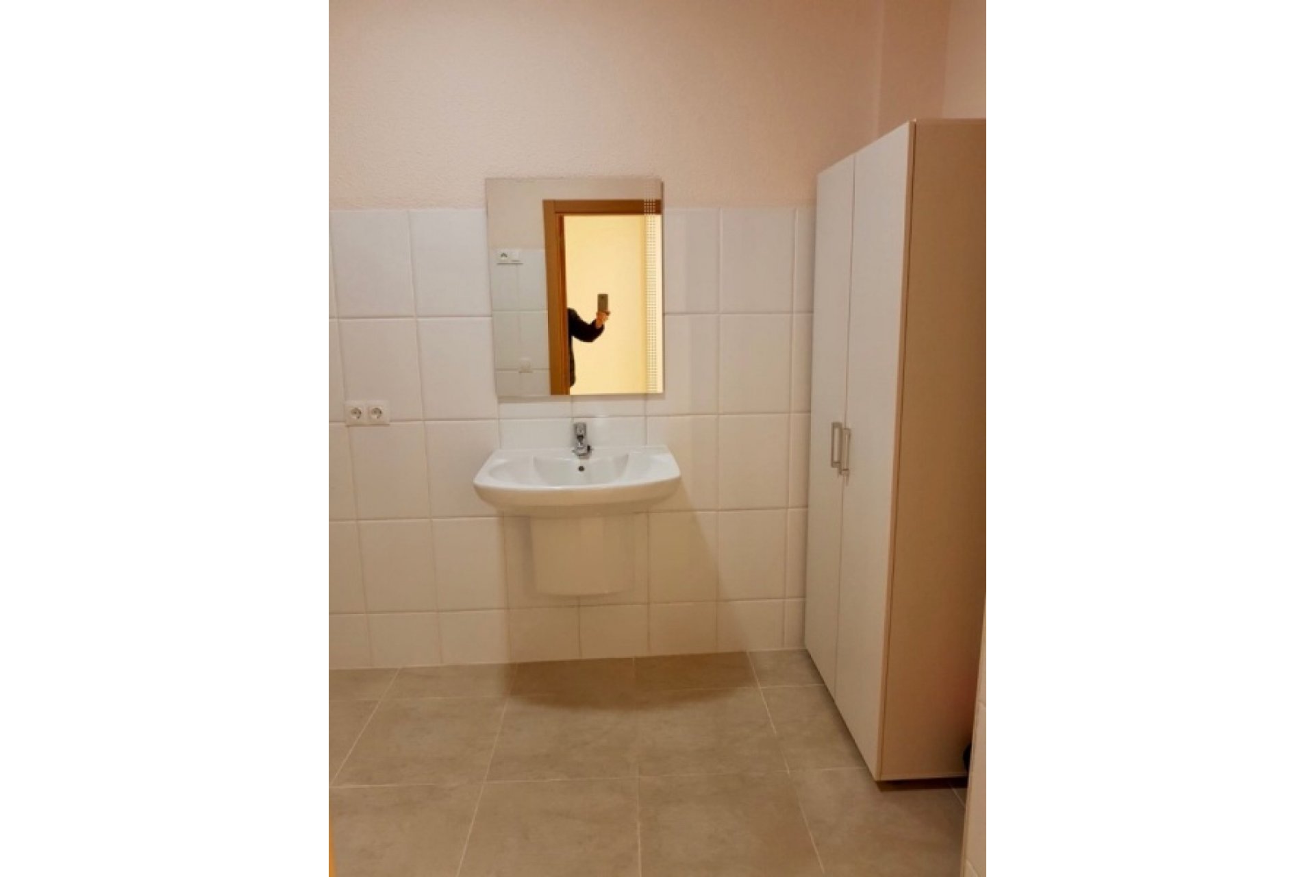 Reventa - Comercial -
Benidorm - Colonia Madrid / Foietes