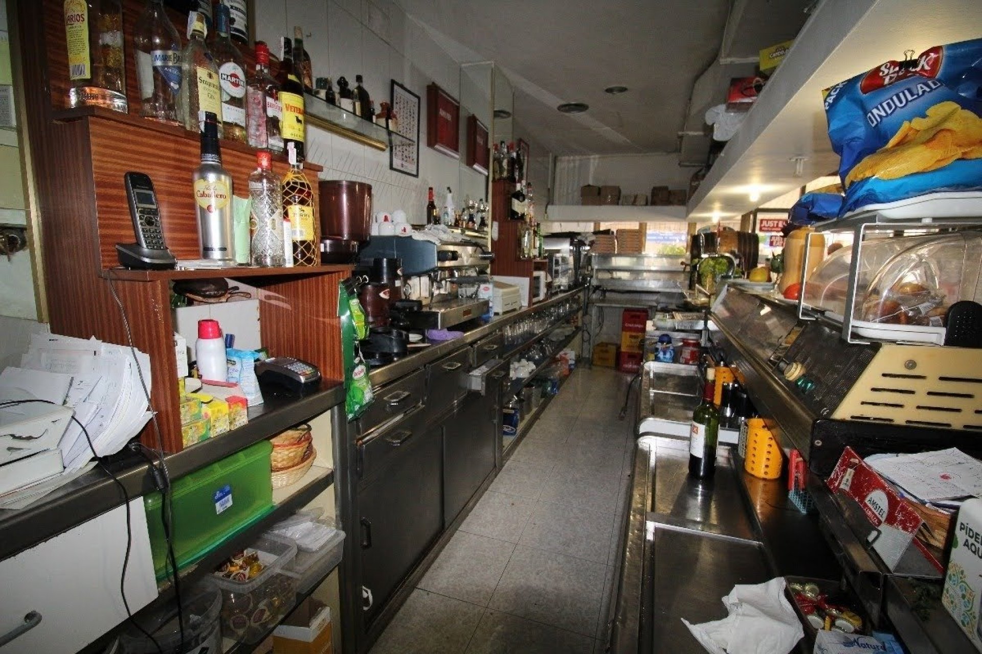 Reventa - Comercial -
Benidorm - Colonia Madrid / Foietes