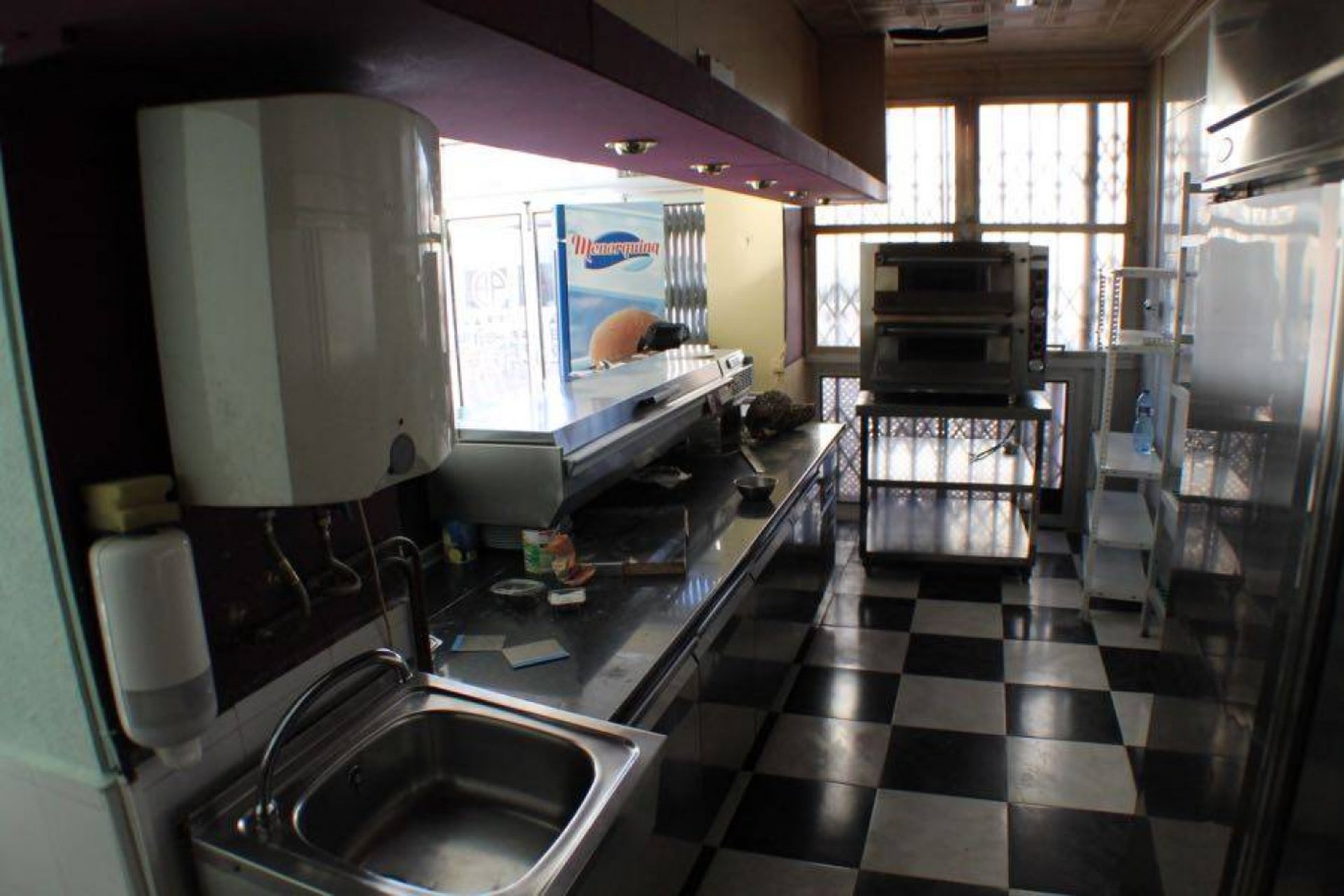 Reventa - Comercial -
Benidorm - Juzgados