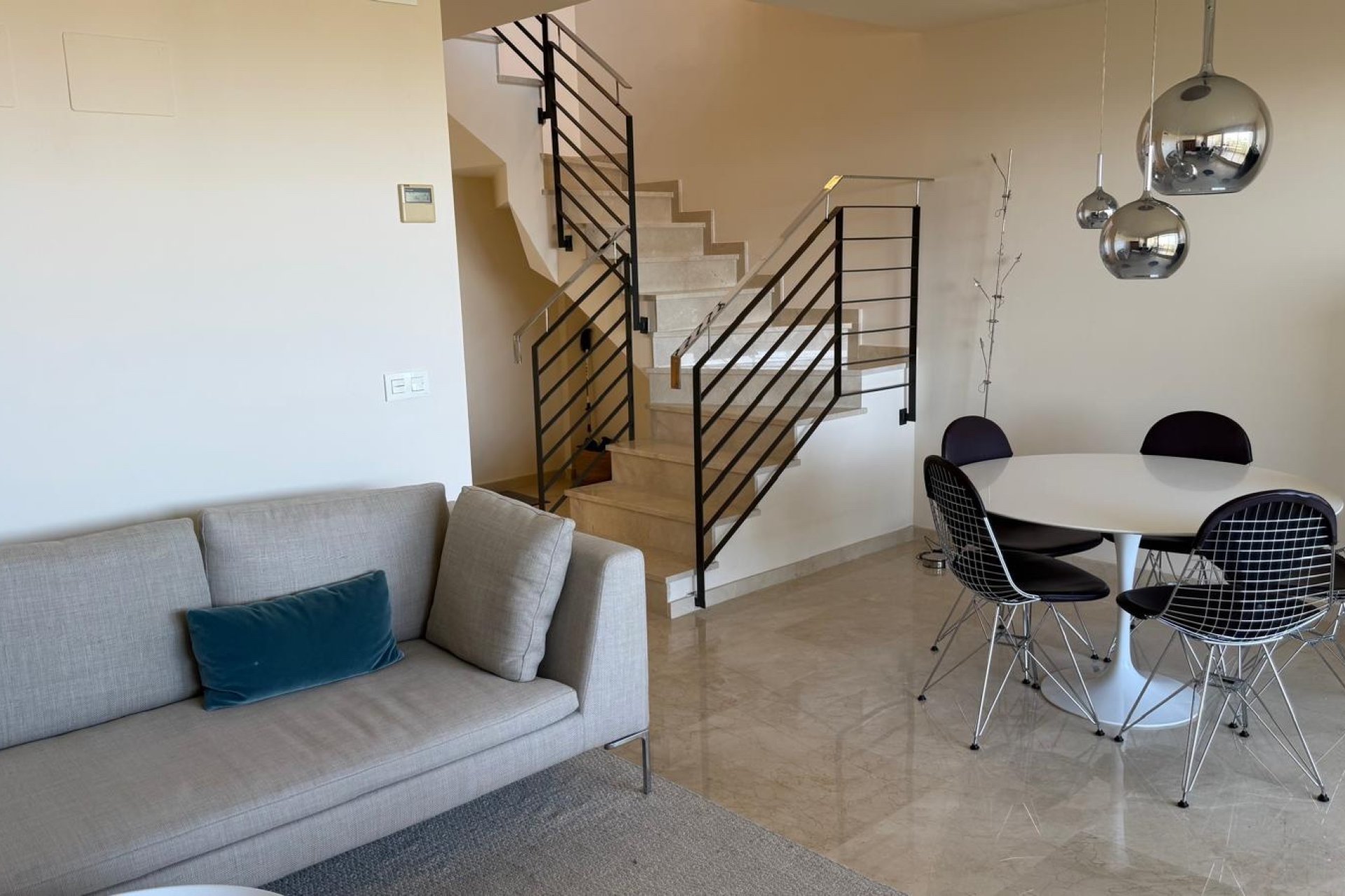 Reventa - DÚplex -
Finestrat