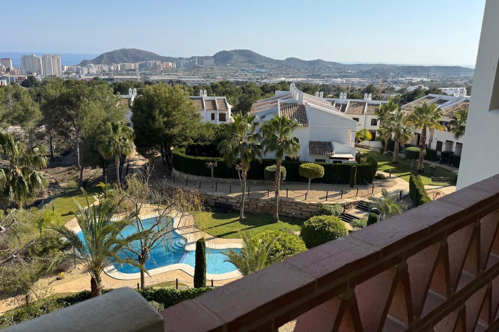 Reventa - DÚplex -
Finestrat