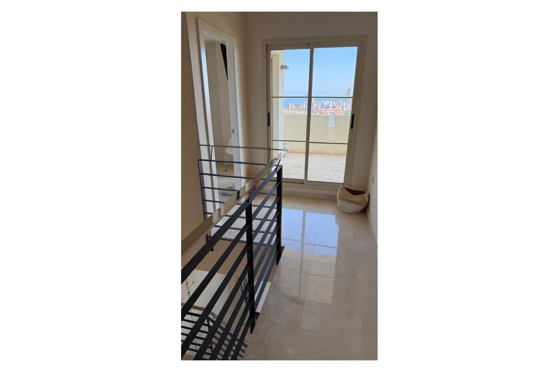 Reventa - DÚplex -
Finestrat