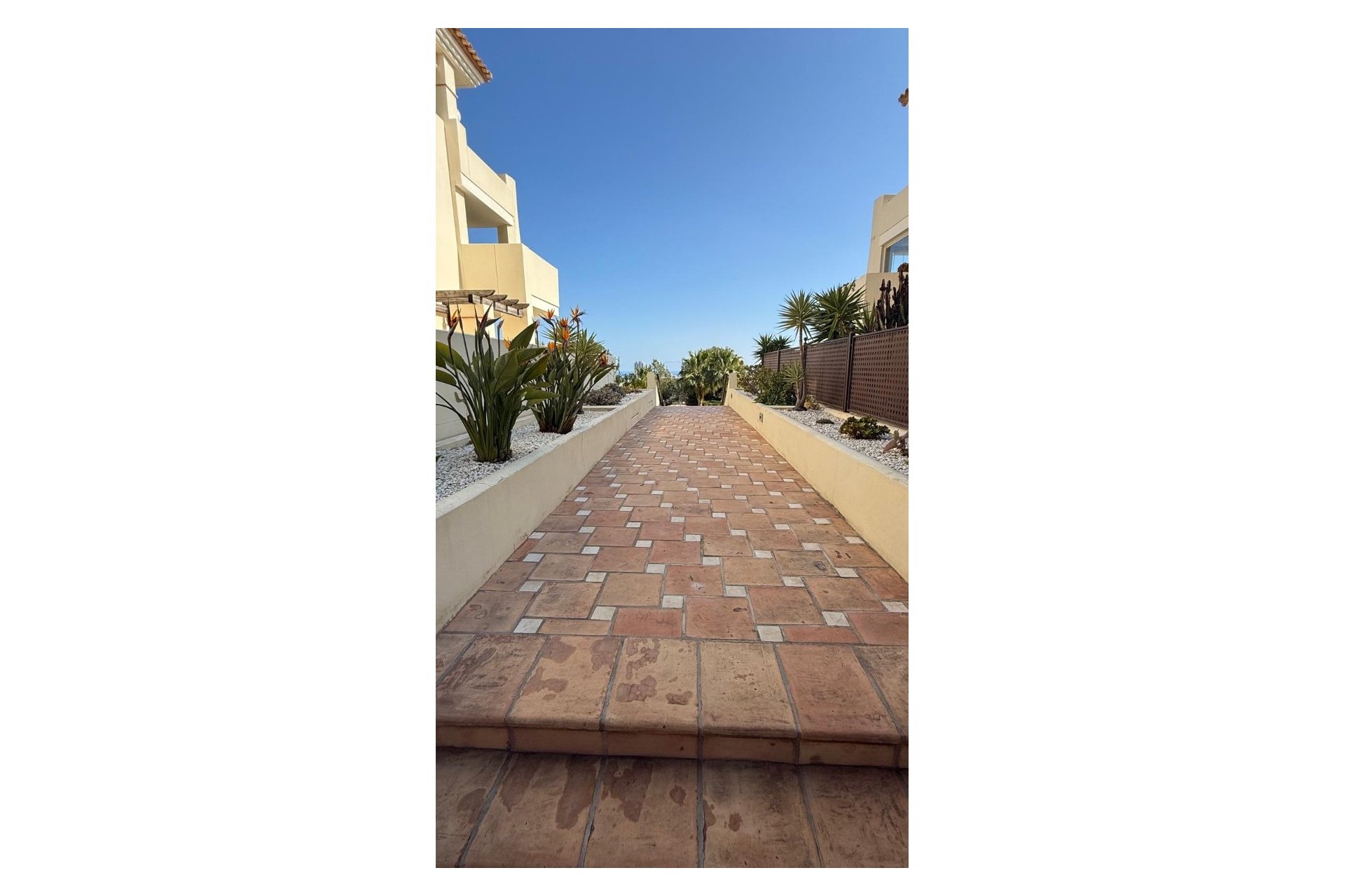 Reventa - DÚplex -
Finestrat