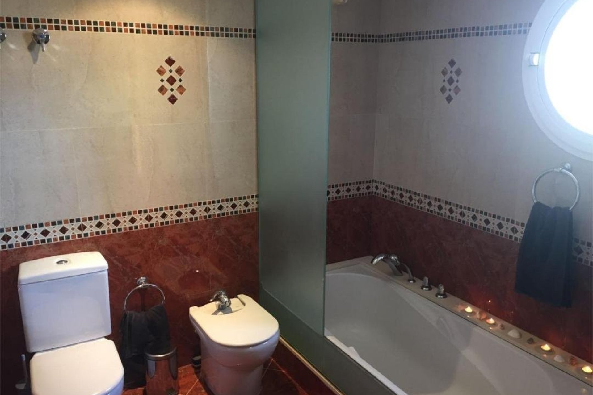 Reventa - Townhouse / Semi -
Alfaz del Pi - Alfas del Pí