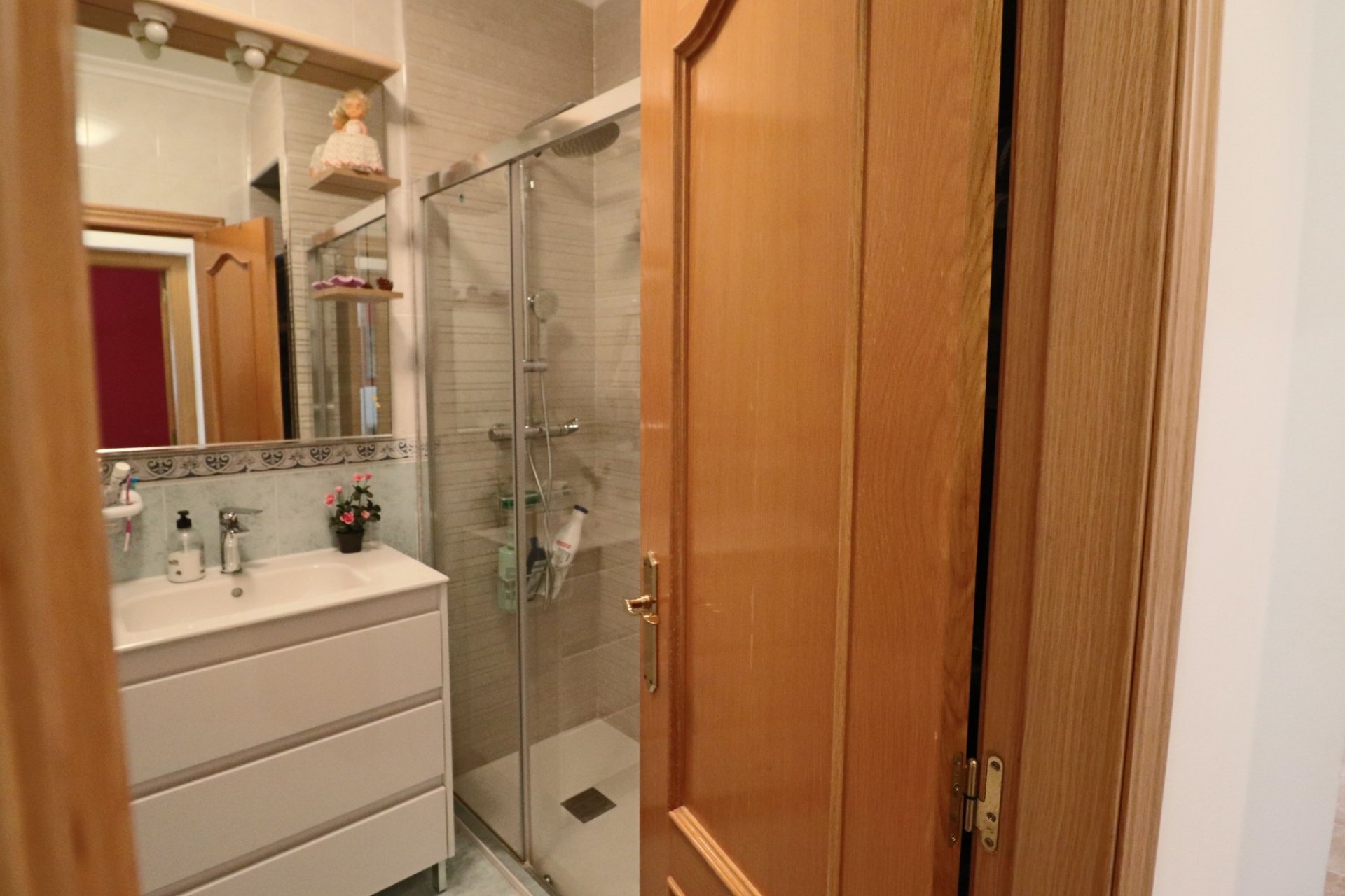 Reventa - Townhouse / Semi -
La Nucía - Urbanisations