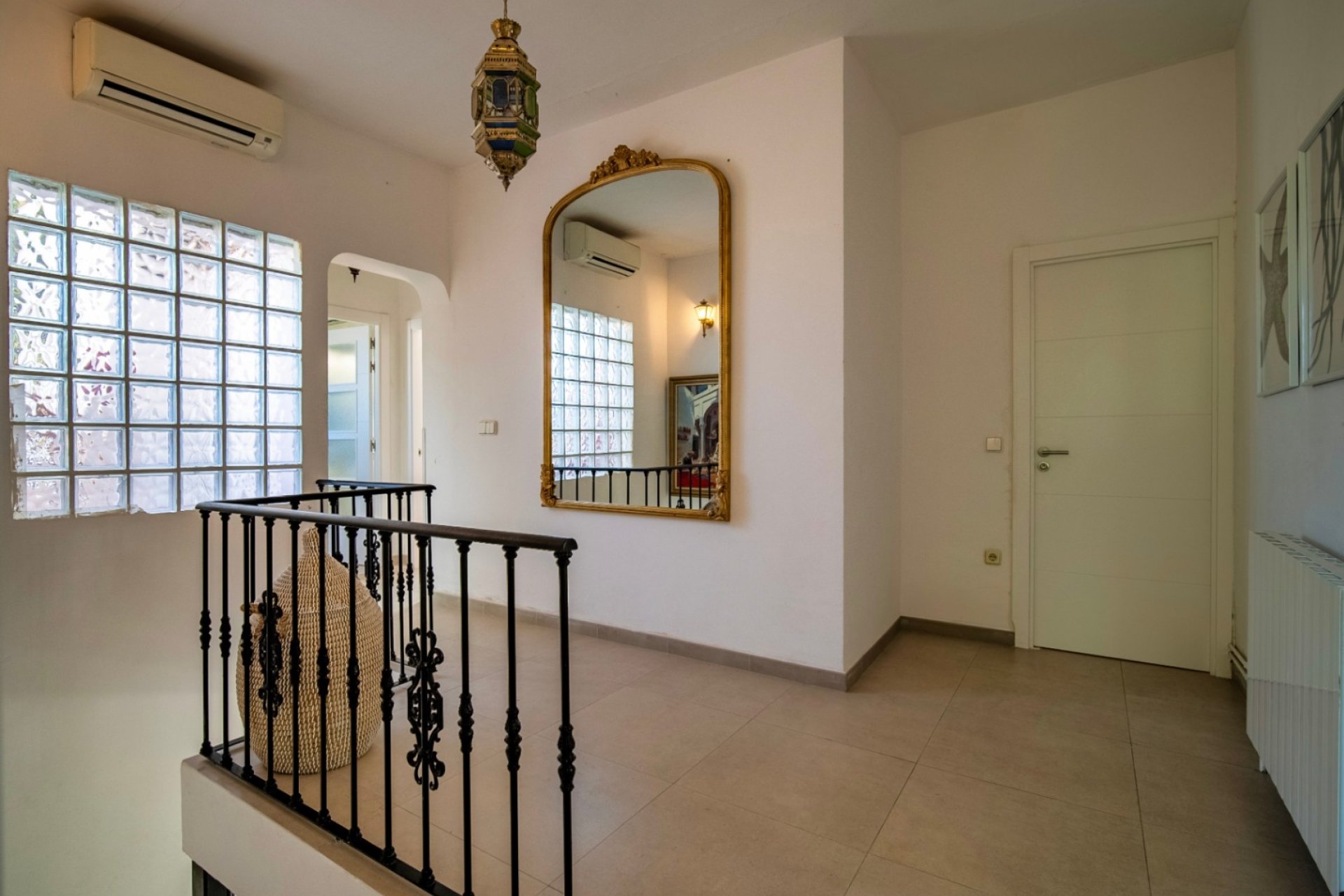 Reventa - Villa -
Albir