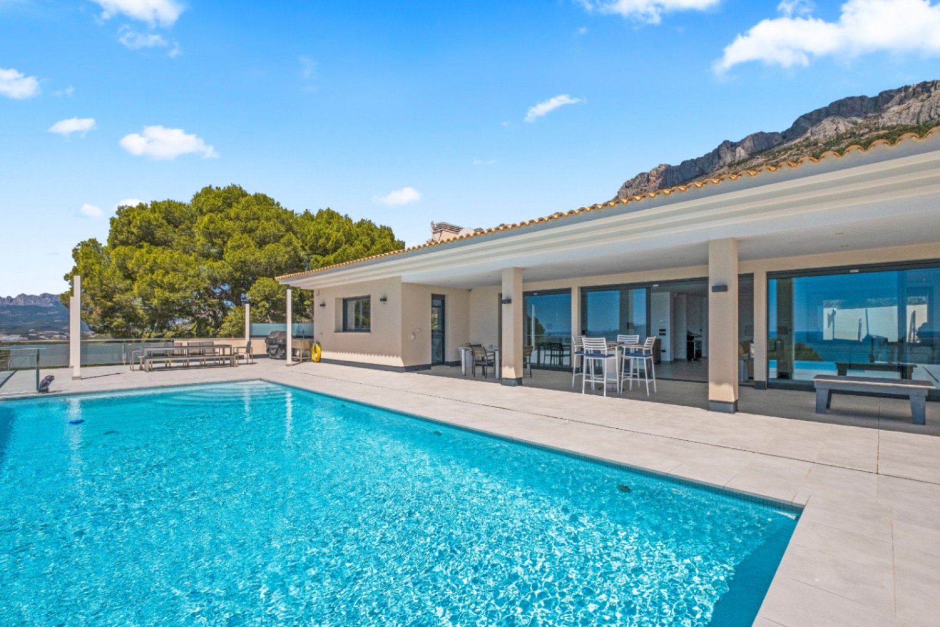 Reventa - Villa -
Altea