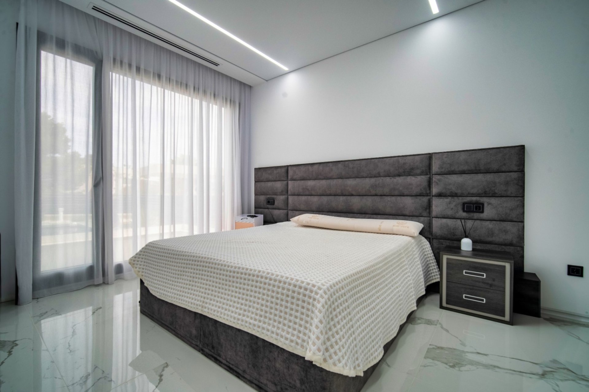 Reventa - Villa -
Benidorm - Playa de Poniente