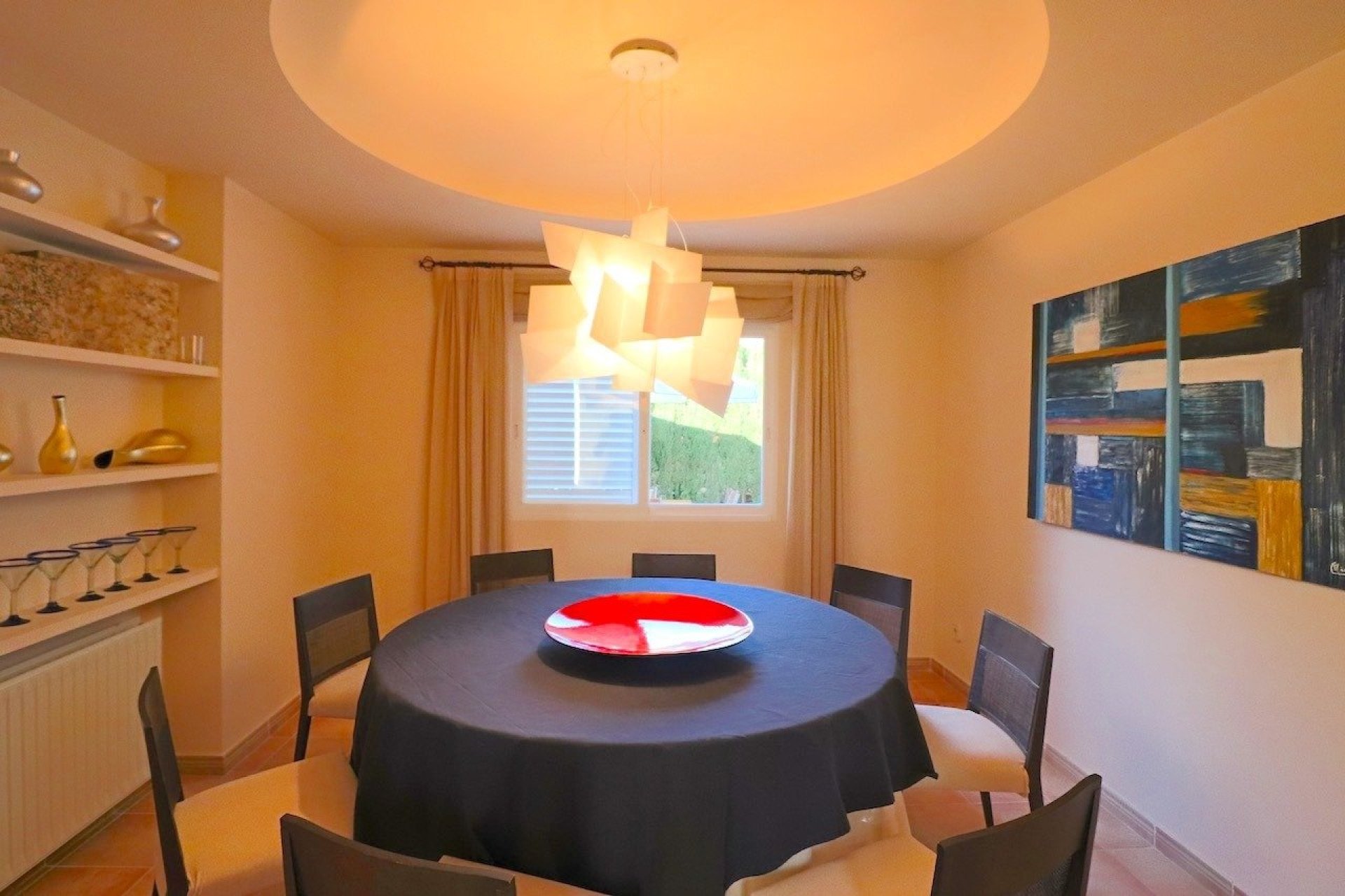 Reventa - Villa -
Benidorm - Urbanizaciones