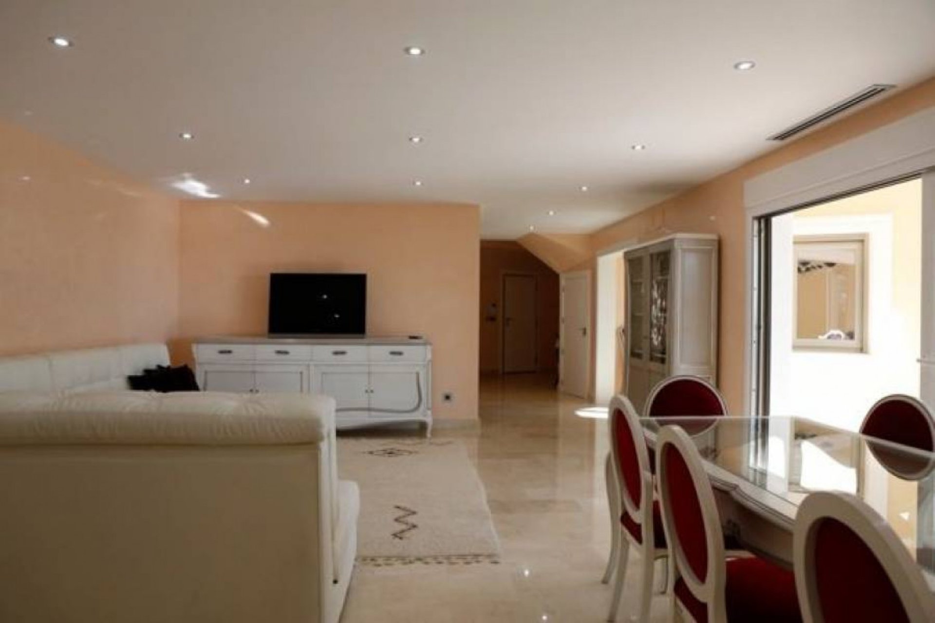 Reventa - Villa -
Benissa - Alicante