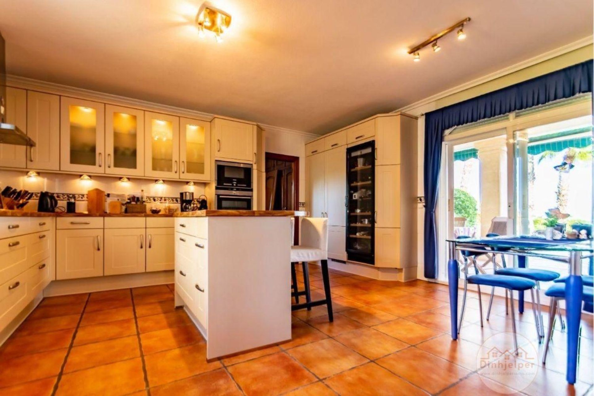 Reventa - Villa -
L'Alfàs del Pi - Alfaz del Pi Pueblo