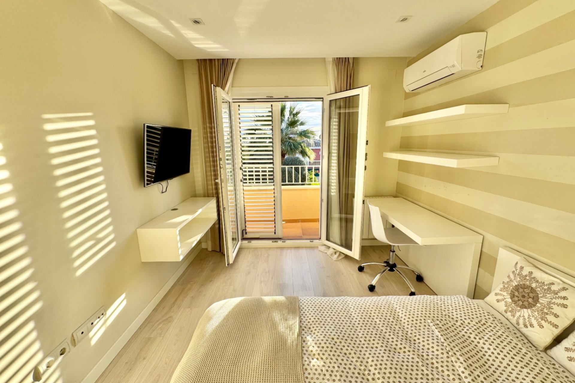 Reventa - Villa -
L'Alfàs del Pi - Arabi