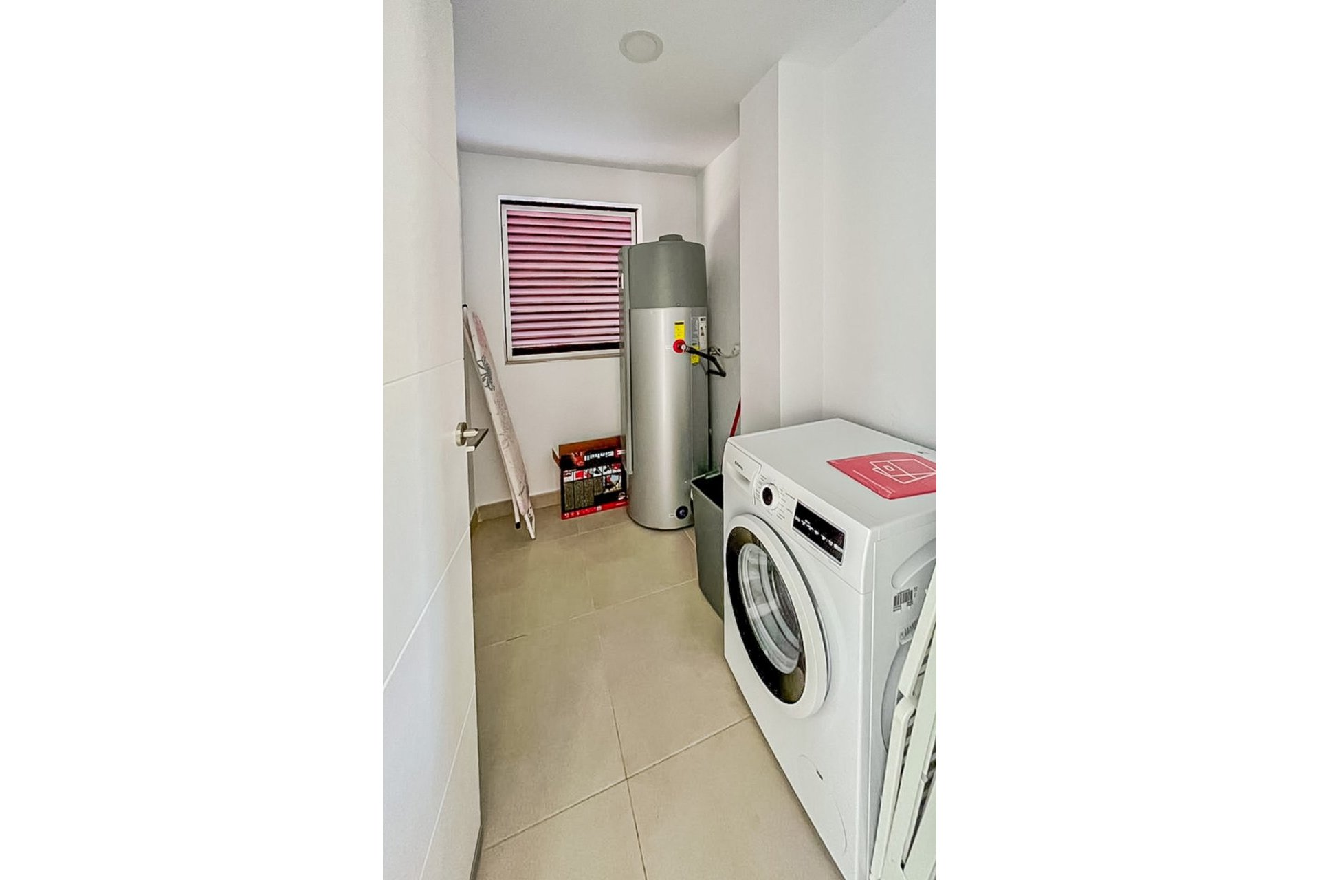 Reventa - Villa -
La Nucía - Montebello - Nou Espai