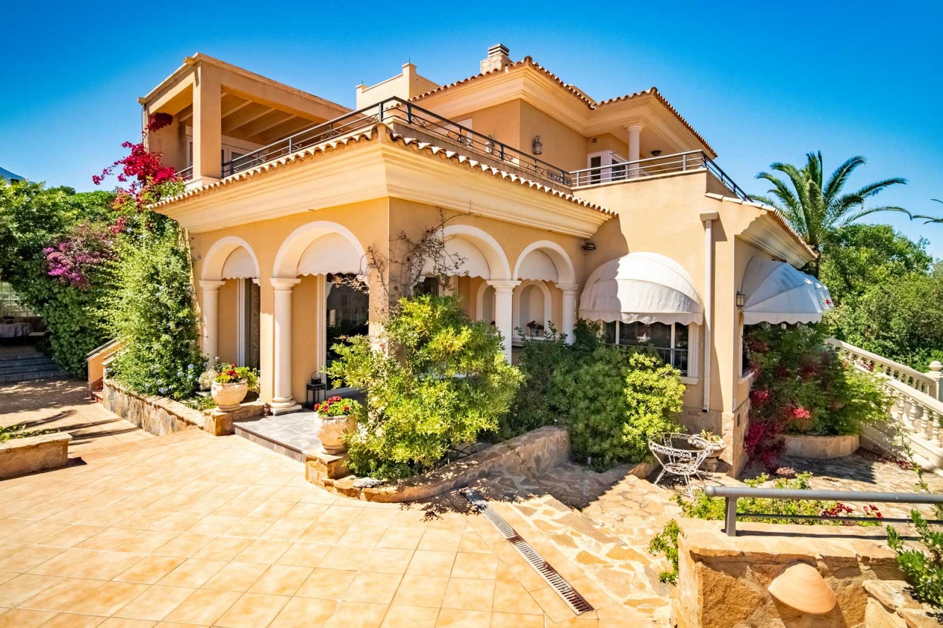 Reventa - Villa -
La Nucía - San Rafael