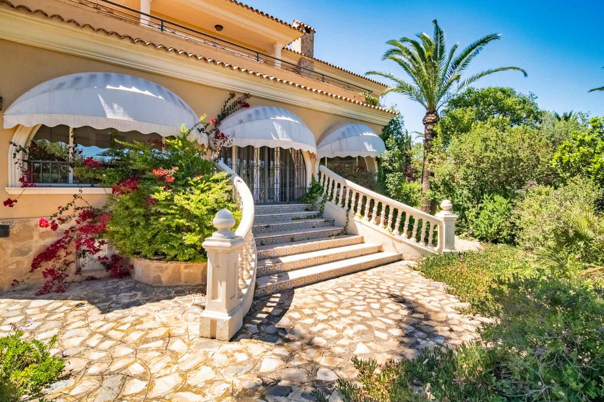 Reventa - Villa -
La Nucía - San Rafael