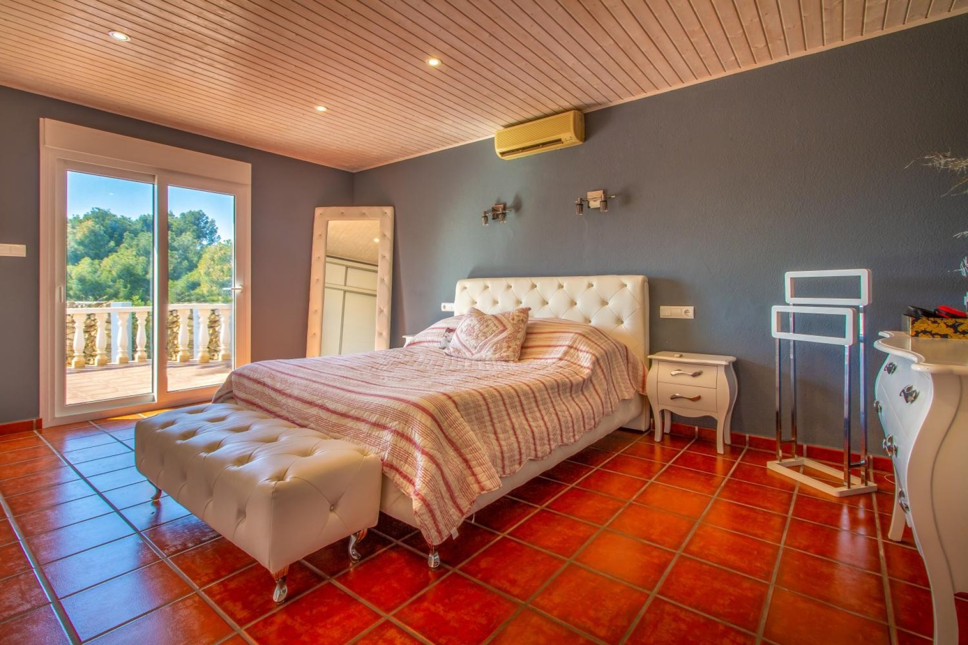 Reventa - Villa -
La Nucía