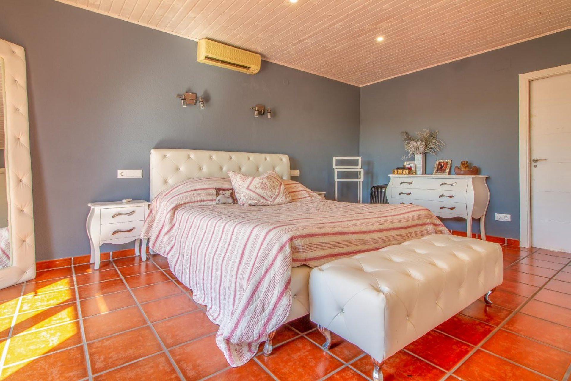 Reventa - Villa -
La Nucía