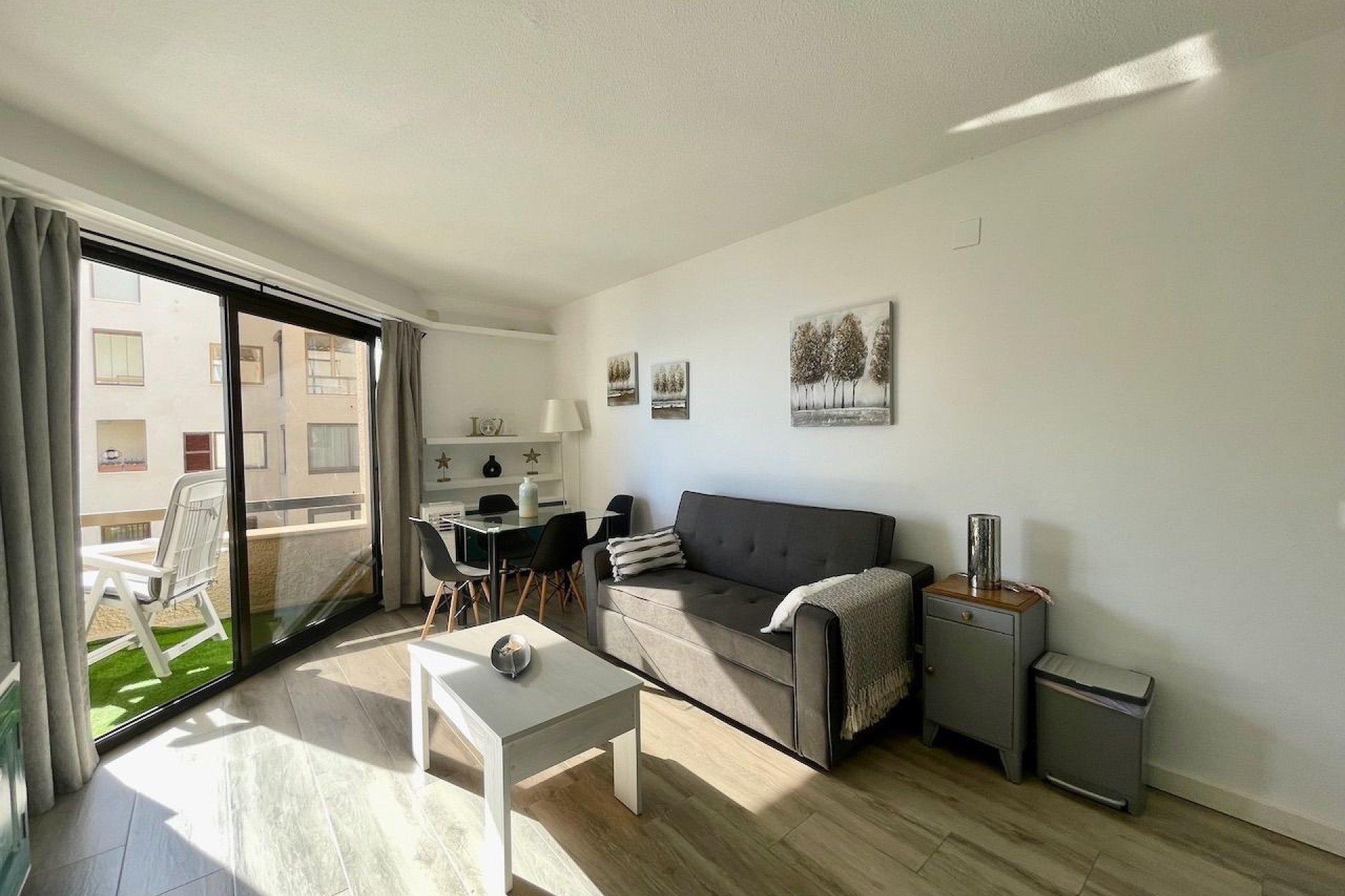 Revente - Appartement -
Albir