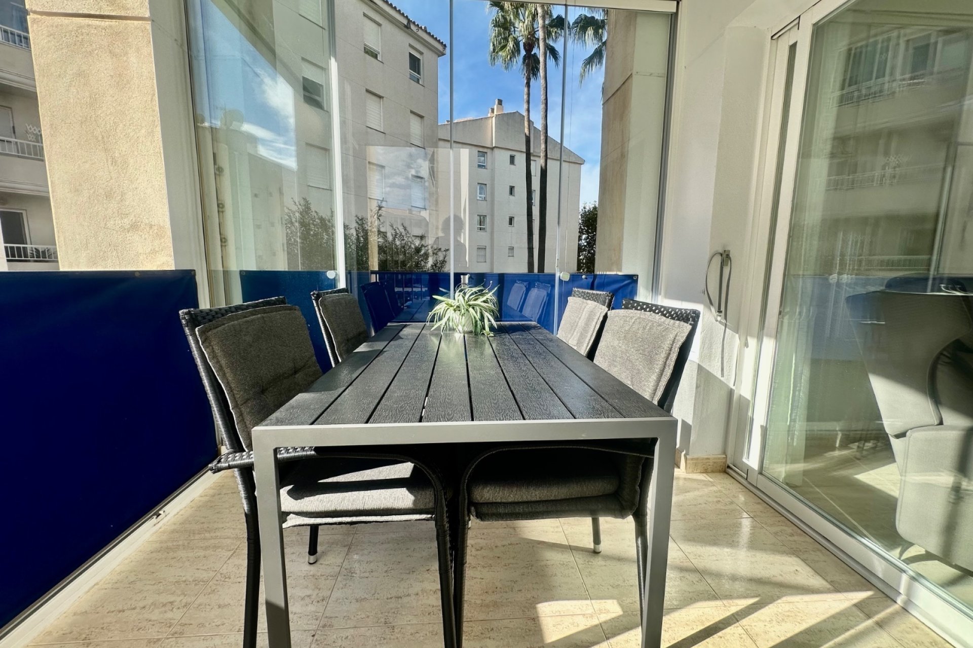 Revente - Appartement -
Albir