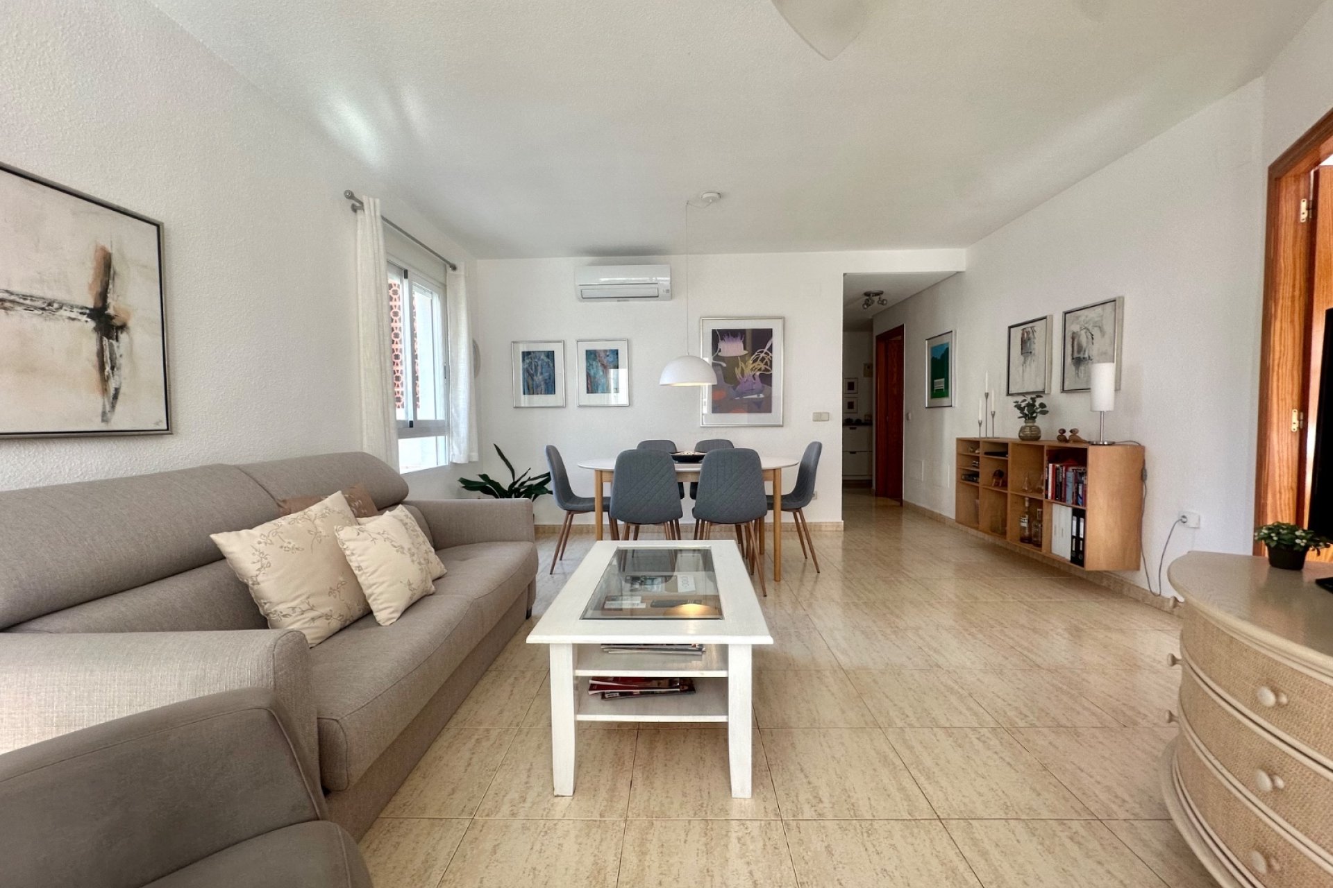 Revente - Appartement -
Albir