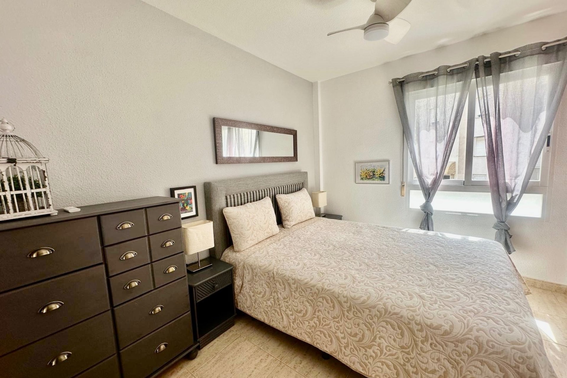 Revente - Appartement -
Albir