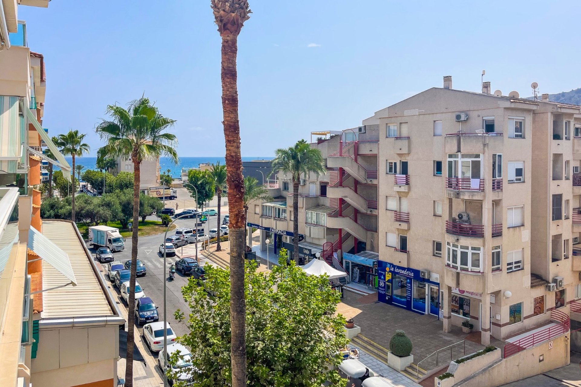 Revente - Appartement -
Albir