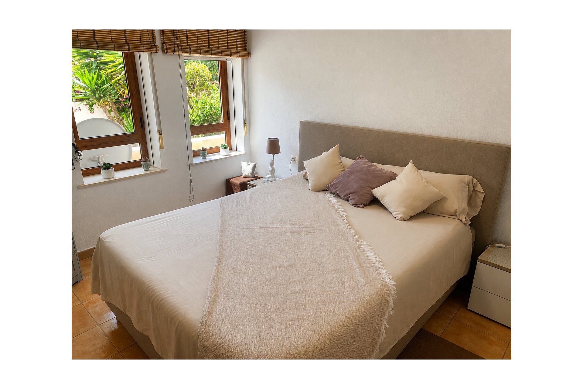 Revente - Appartement -
Albir
