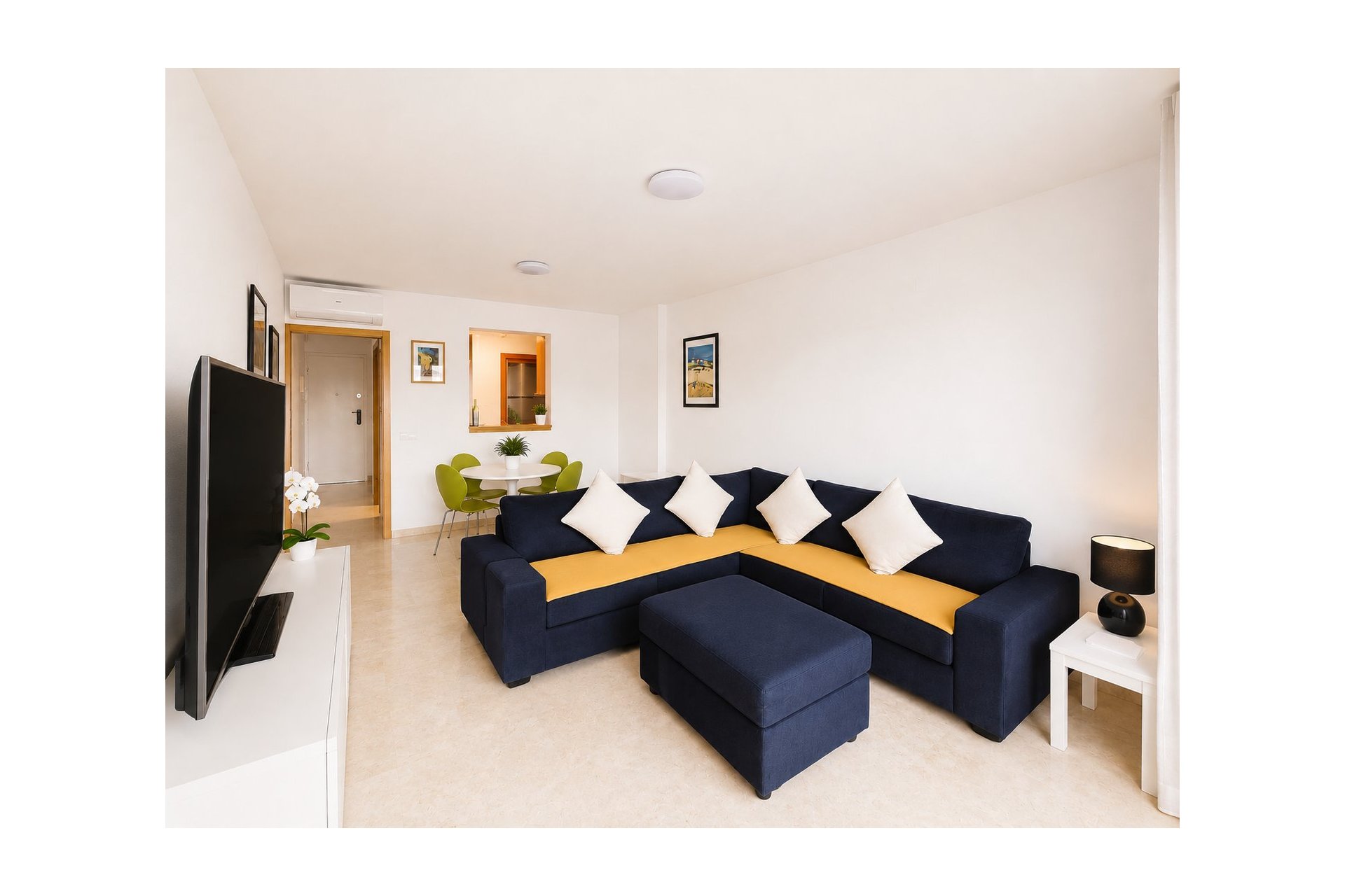 Revente - Appartement -
Albir