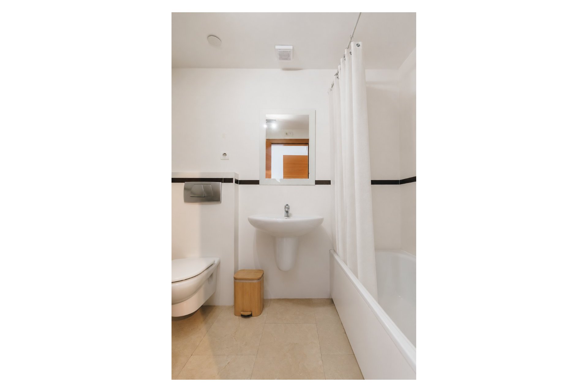 Revente - Appartement -
Albir