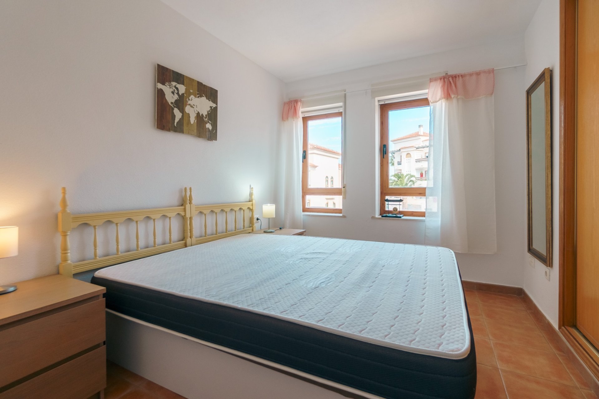 Revente - Appartement -
Albir