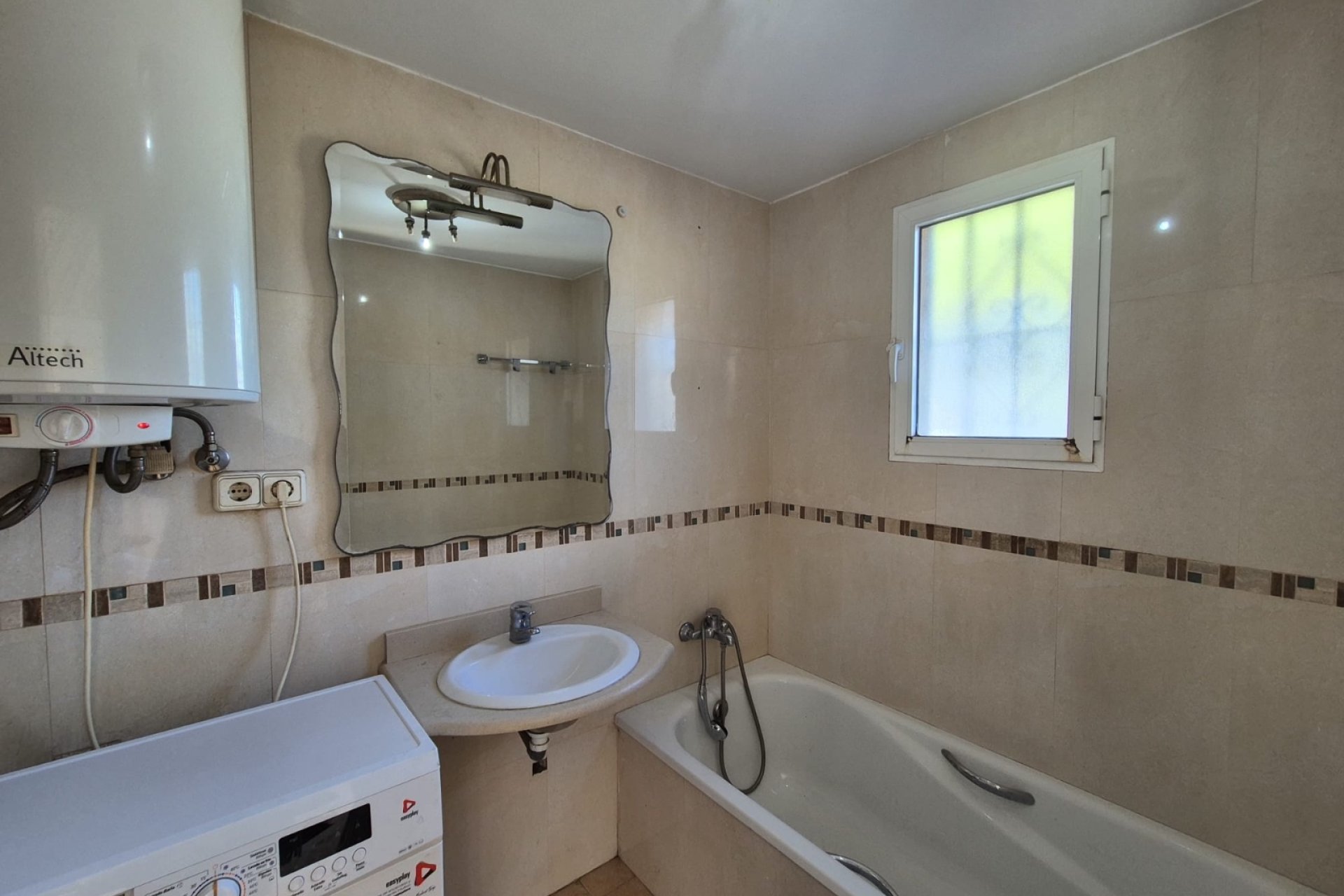 Revente - Appartement -
Alfaz del Pi - Alfas del Pí