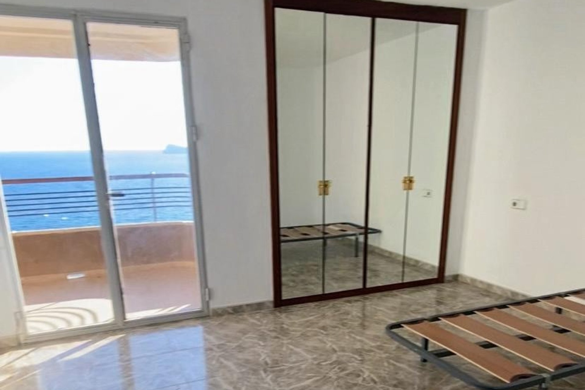 Revente - Appartement -
Benidorm - 1ª Linea
