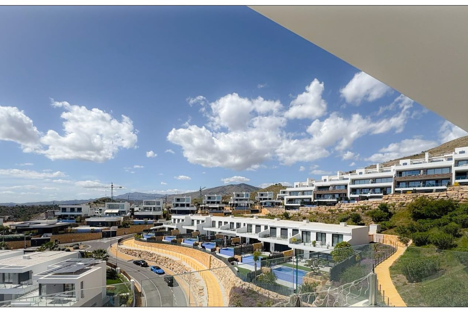 Revente - Appartement -
Finestrat