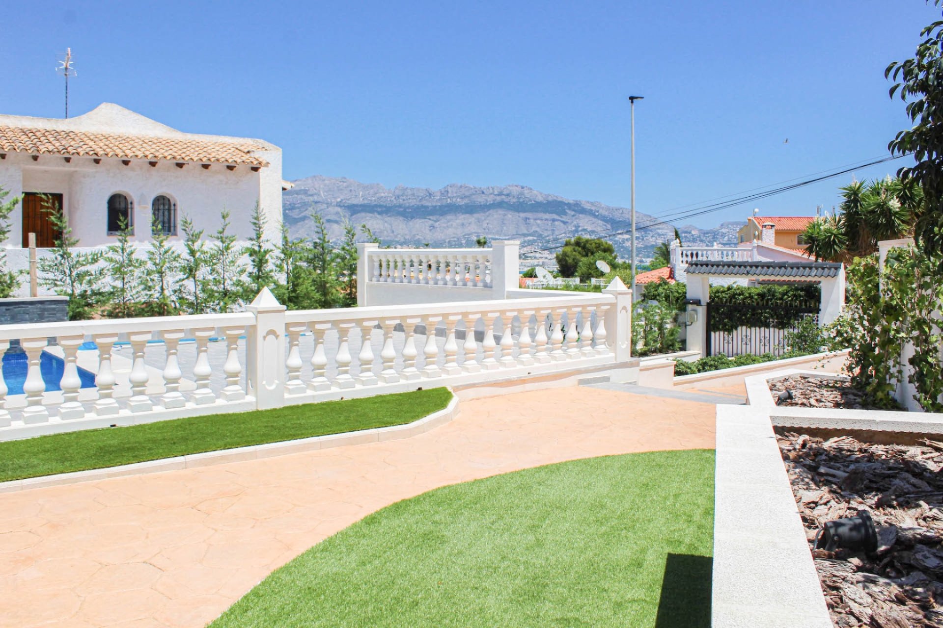 Revente -  Chalet / Villa -
Albir