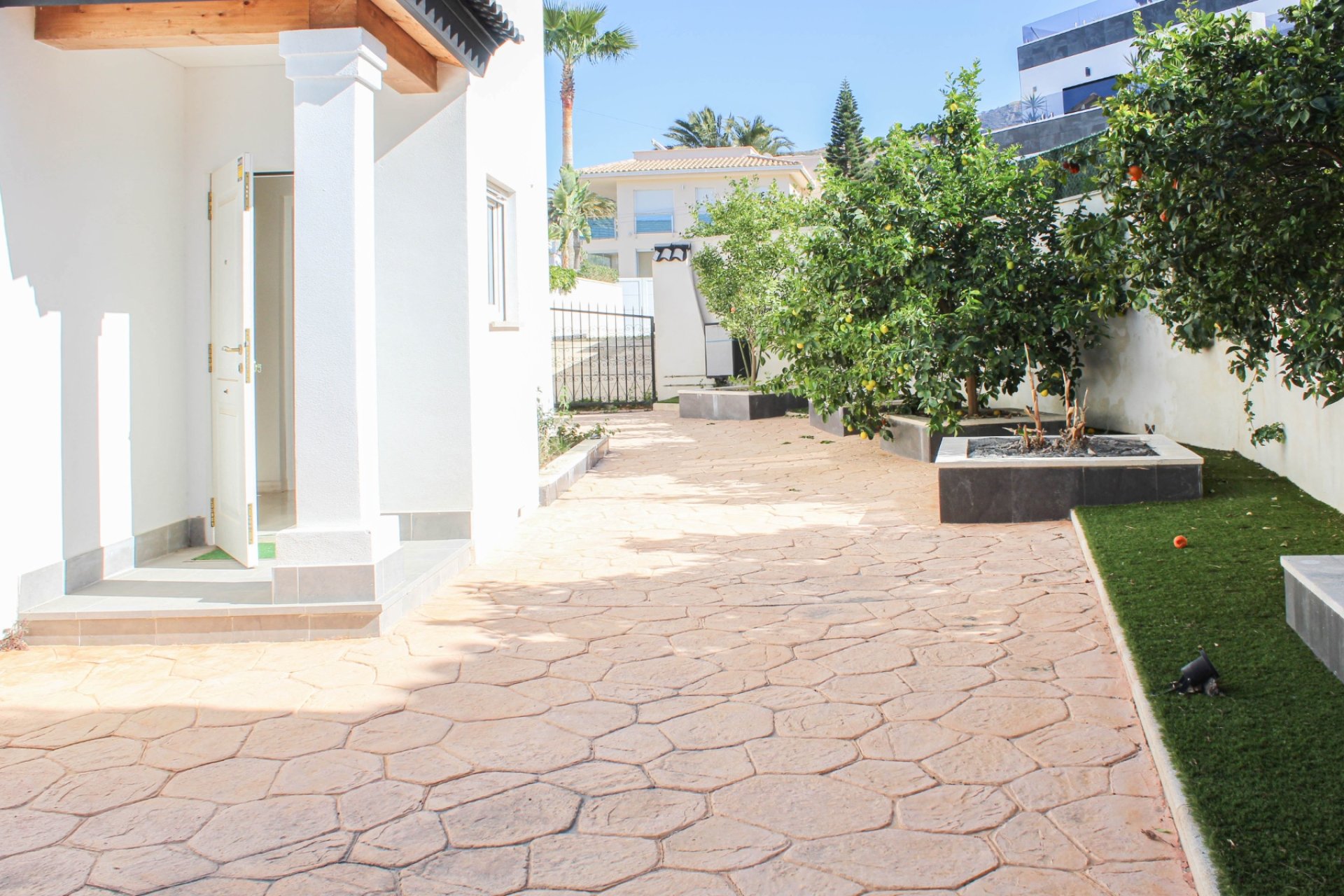 Revente -  Chalet / Villa -
Albir