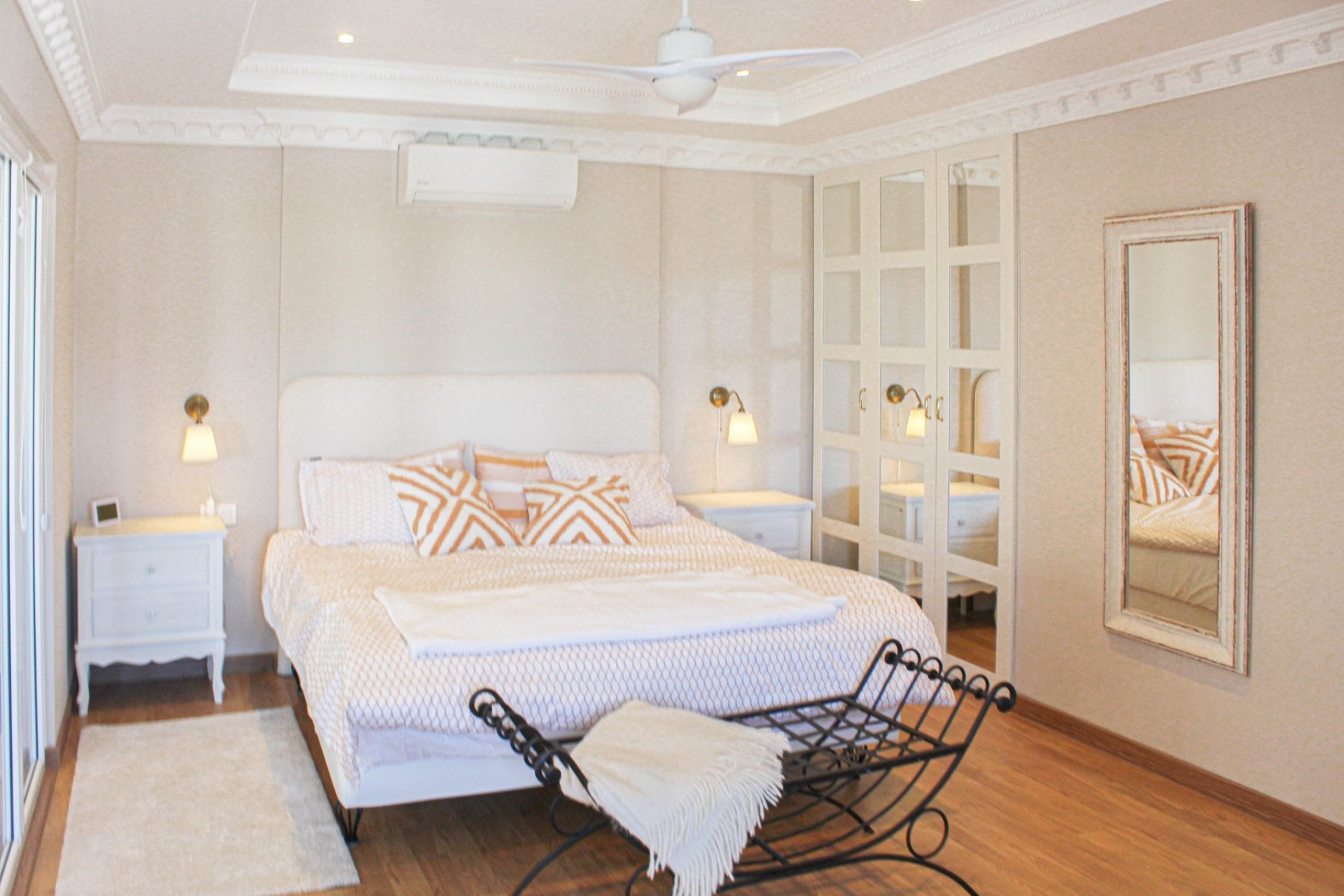 Revente -  Chalet / Villa -
Albir