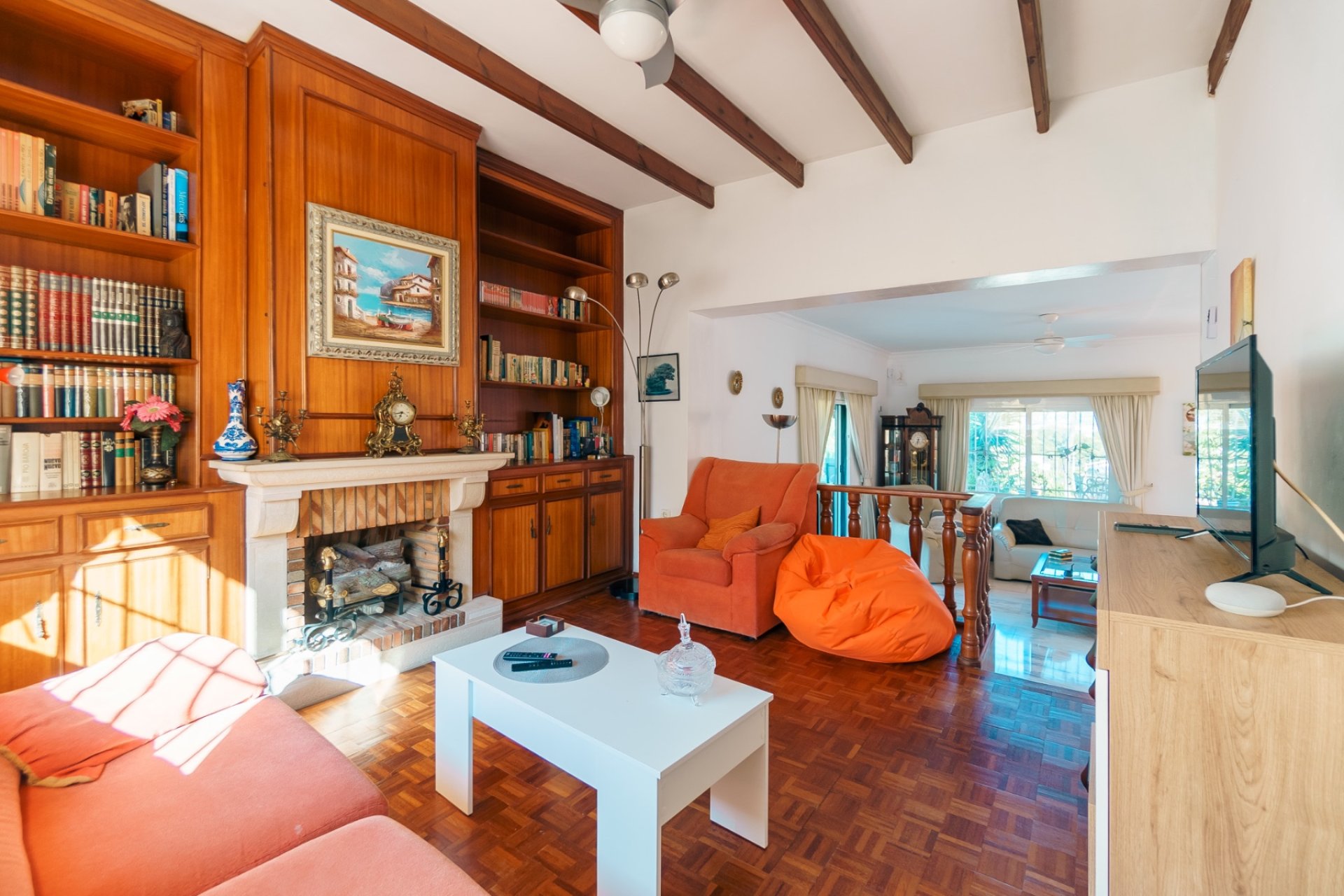 Revente -  Chalet / Villa -
Albir