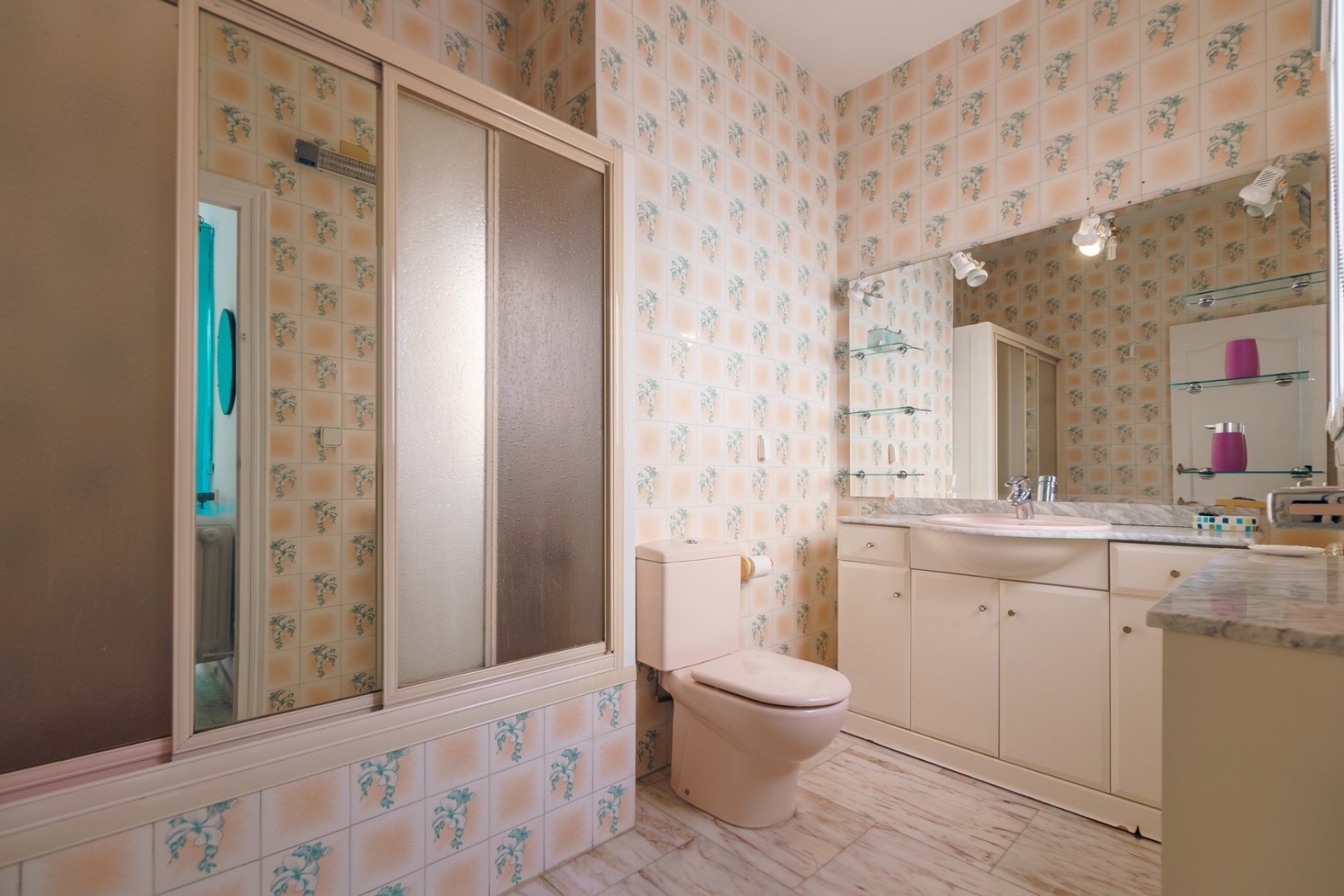 Revente -  Chalet / Villa -
Albir