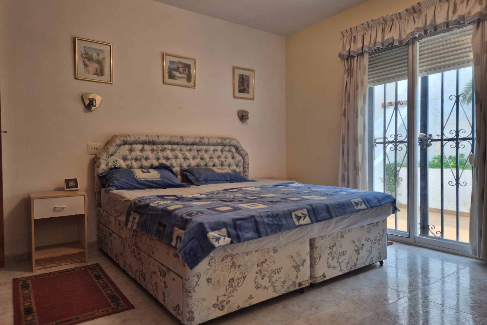 Revente -  Chalet / Villa -
Albir