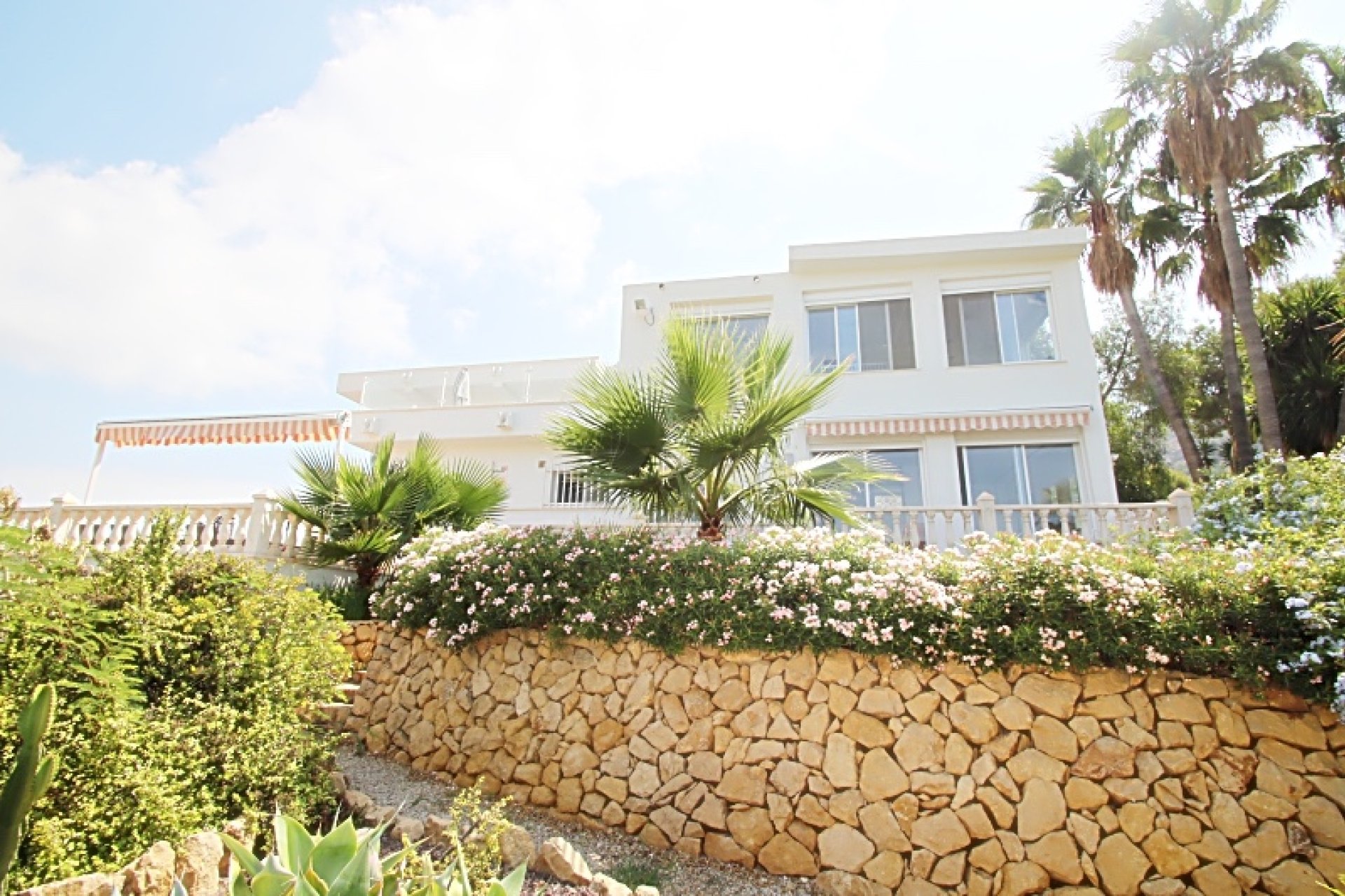 Revente -  Chalet / Villa -
Albir