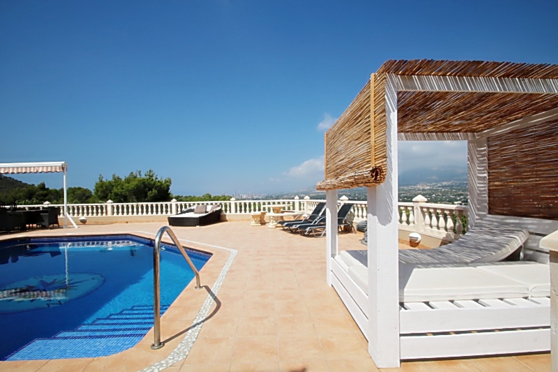 Revente -  Chalet / Villa -
Albir