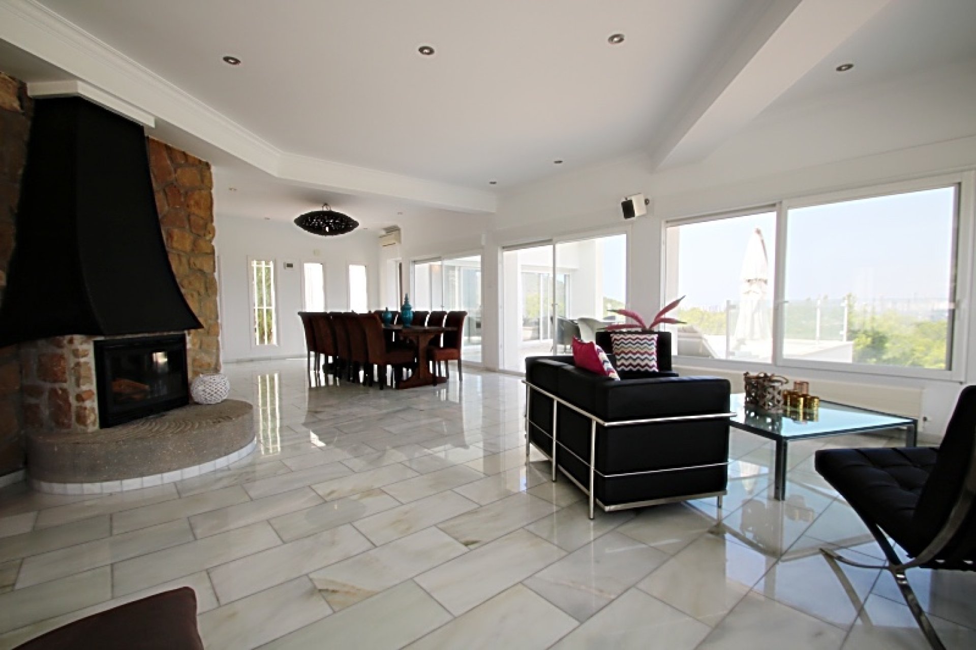 Revente -  Chalet / Villa -
Albir