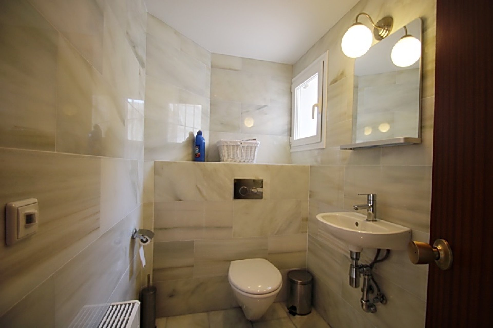 Revente -  Chalet / Villa -
Albir