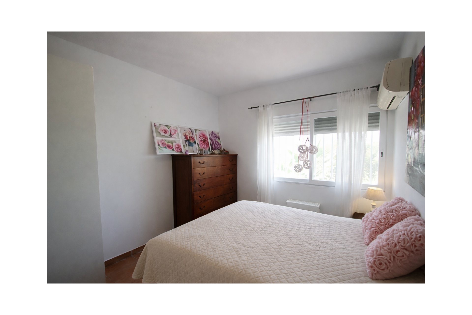 Revente -  Chalet / Villa -
Albir