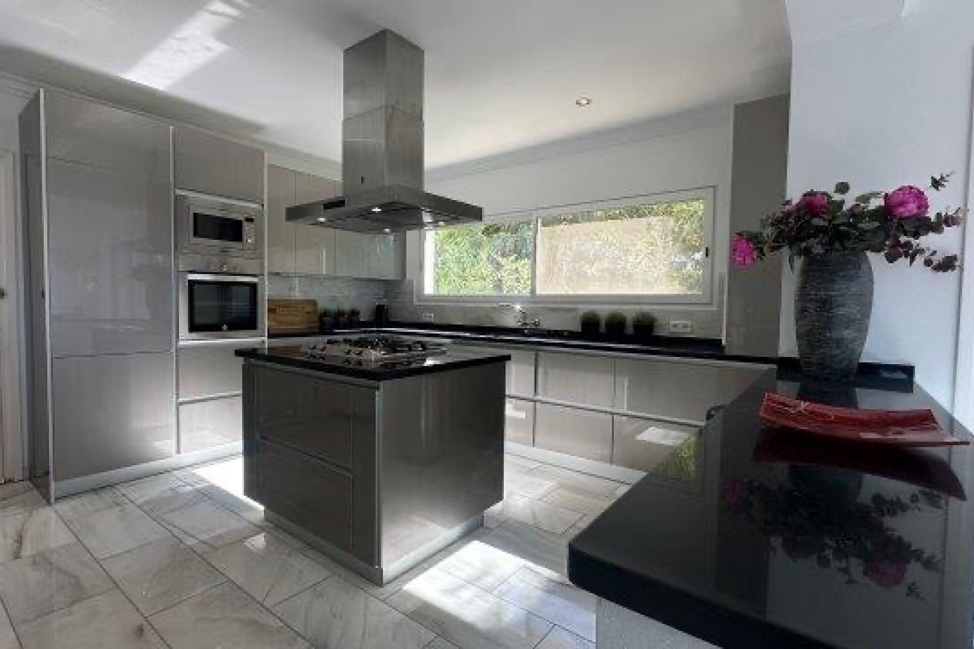 Revente -  Chalet / Villa -
Albir