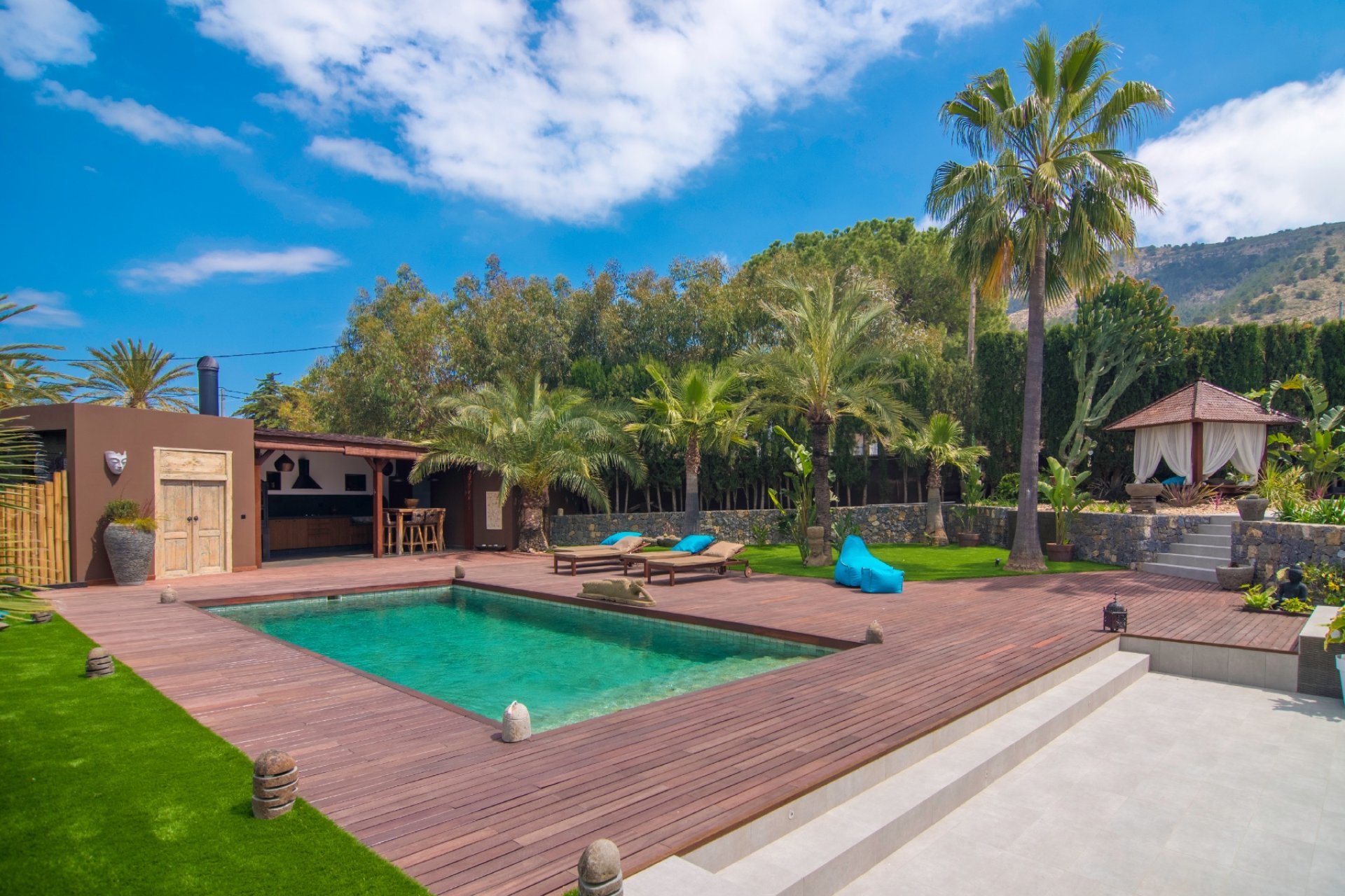 Revente -  Chalet / Villa -
Albir