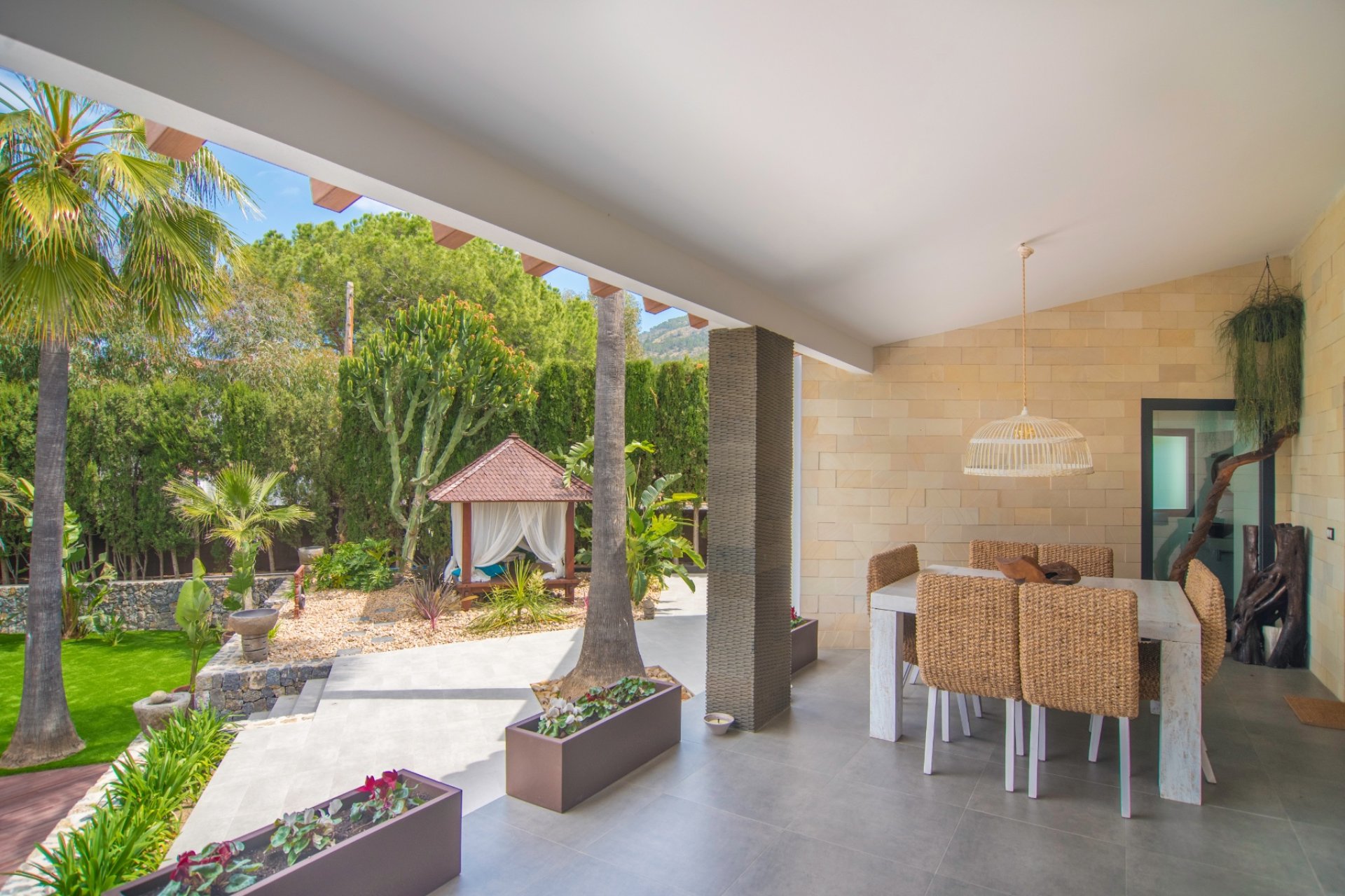 Revente -  Chalet / Villa -
Albir