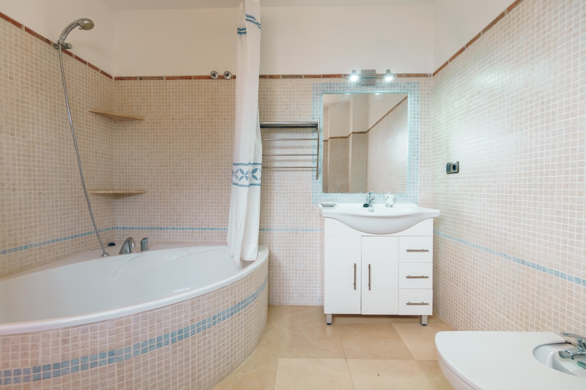 Revente -  Chalet / Villa -
Altea